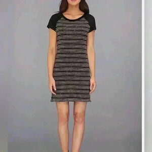 Sanctuary Side Zip metallic Accent Shift Dress Size Small EUC